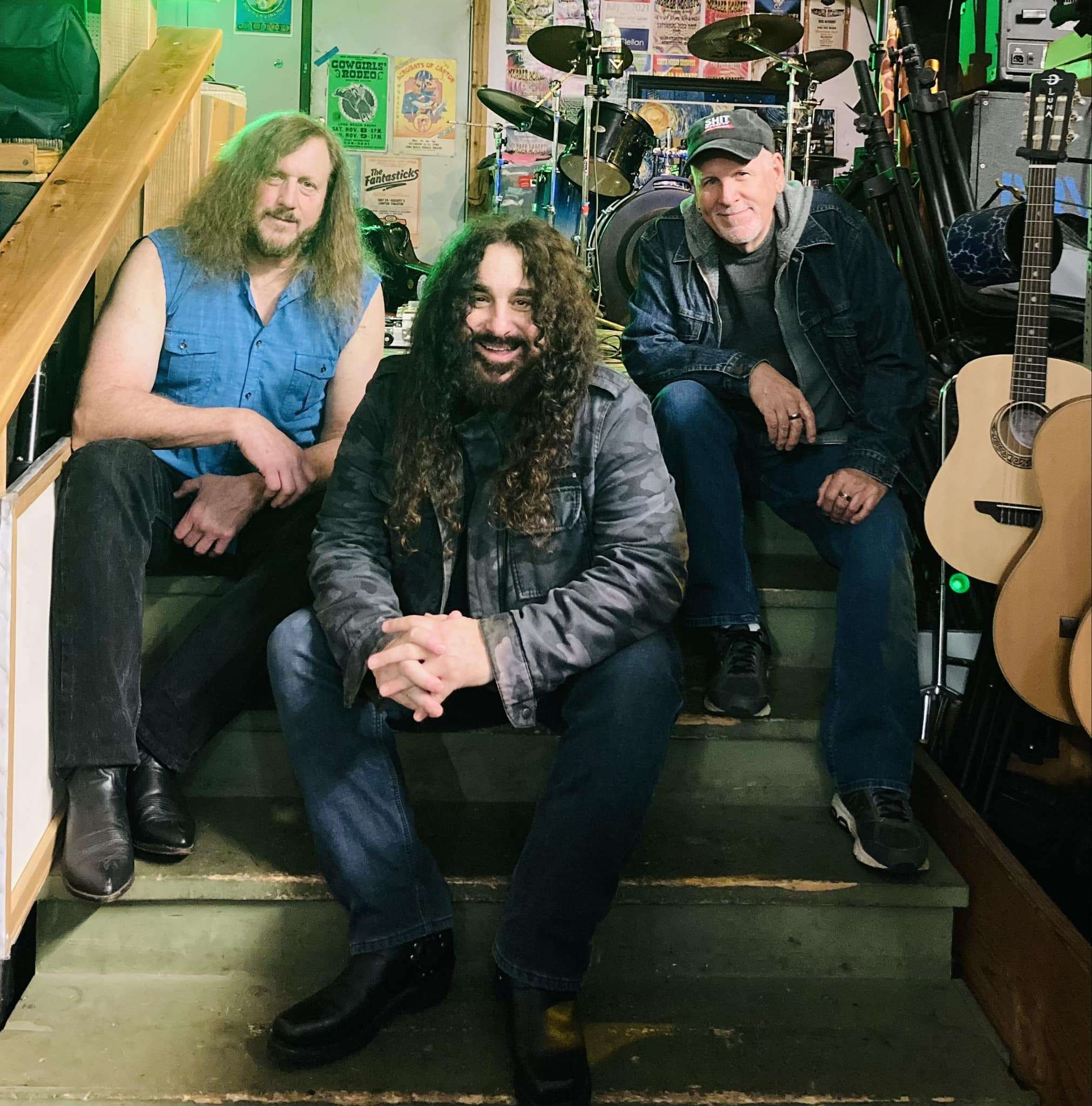 Dave Helwig tours europe with eu band